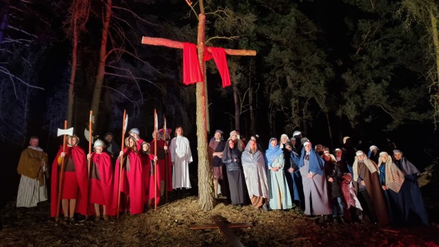26.03.2022r. - Misterium Męki Pańskiej w Przyłęku na wydmie