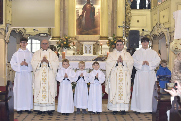 Przyjęcie nowych ministrantów