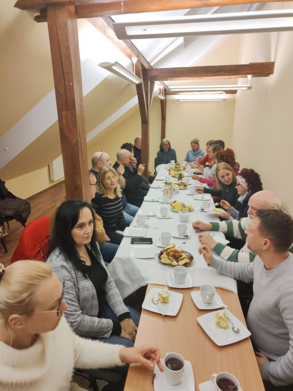 ADORACJA I SPOTKANIE WSPÓLNOTY UWIELBIENIE