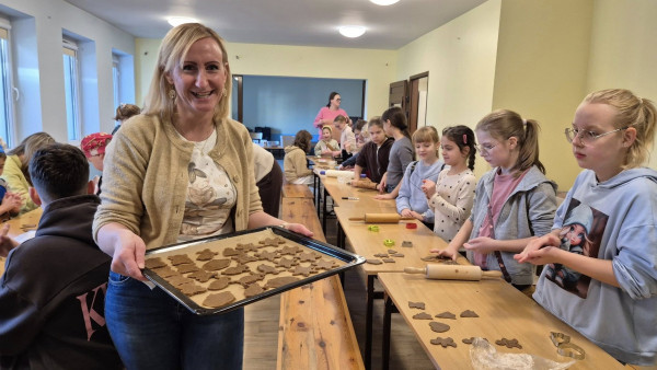 Duszpasterstwo Dzieci - pieczenie pierników