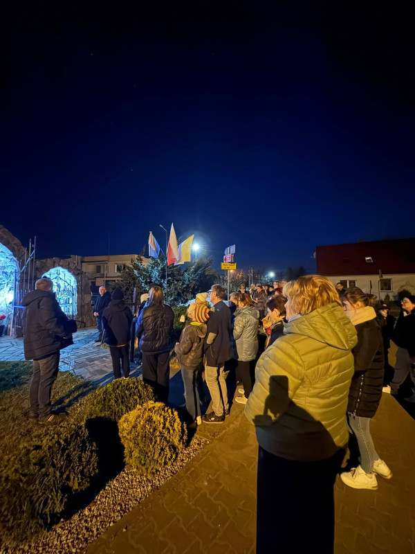Nabożeństwo Drogi Krzyżowej w Starym Tomyślu