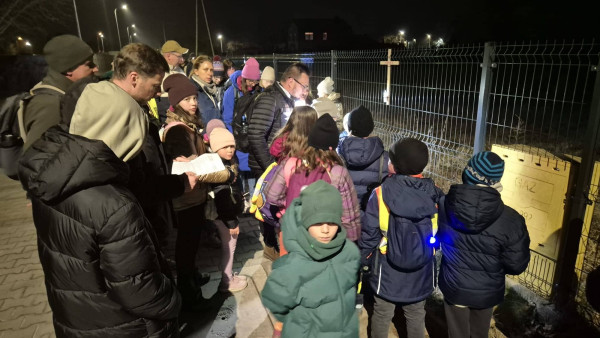 Arkowa - rodzinna droga krzyżowa do Sątop